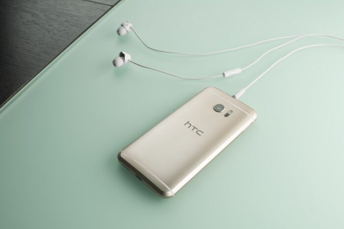 HTC 10