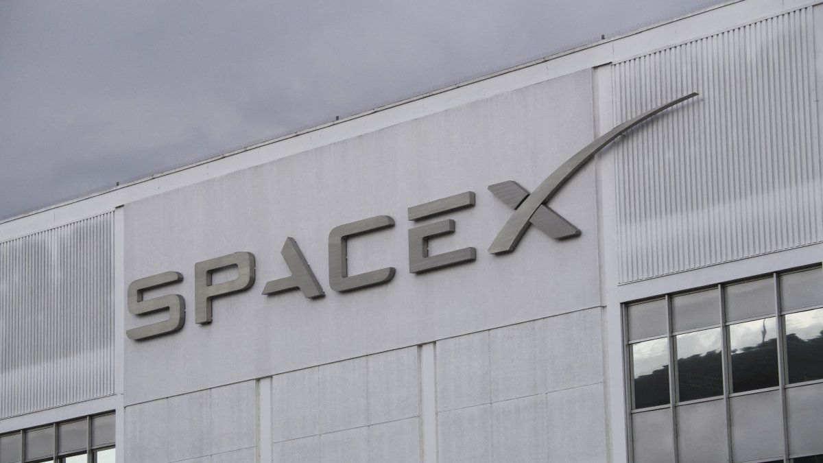 Space X y Google Cloud firman alianza para crear infraestructura clave ...